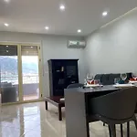 Palm Beach - Perfect Location And Sea View.