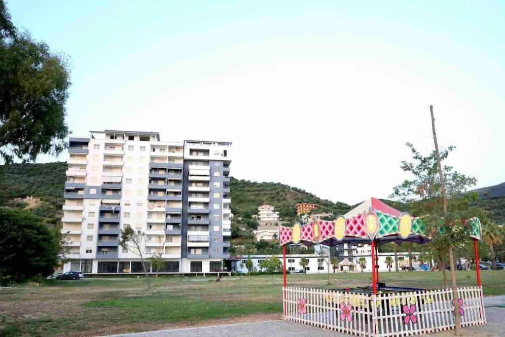 Palm - Perfect Location And Sea View. Apartament